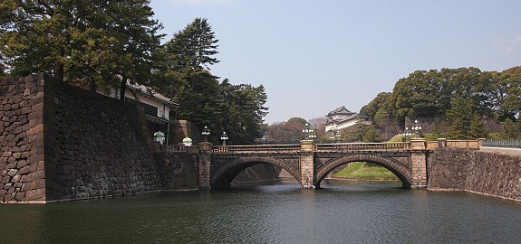 Imperial Palace (photo from www.japan-guide.com )