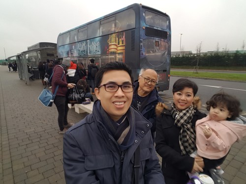 Shuttle to Harry Potter Studios