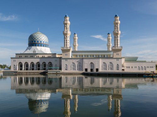 Kota Kinabalu City Mosque (photo from Wikipedia)