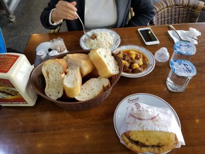 Lunch outside Süleymaniye Mosque