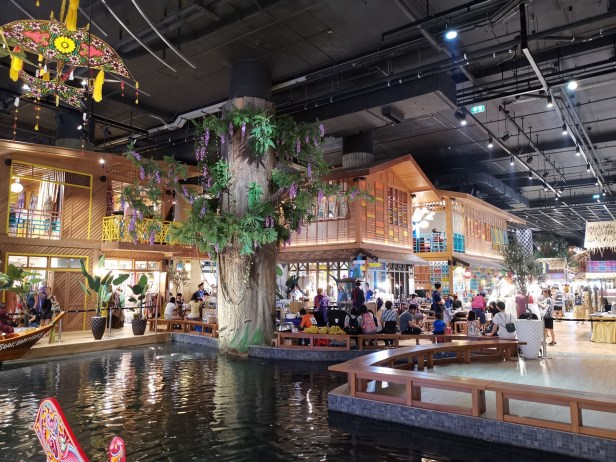 ICONSIAM - Indoor floating market